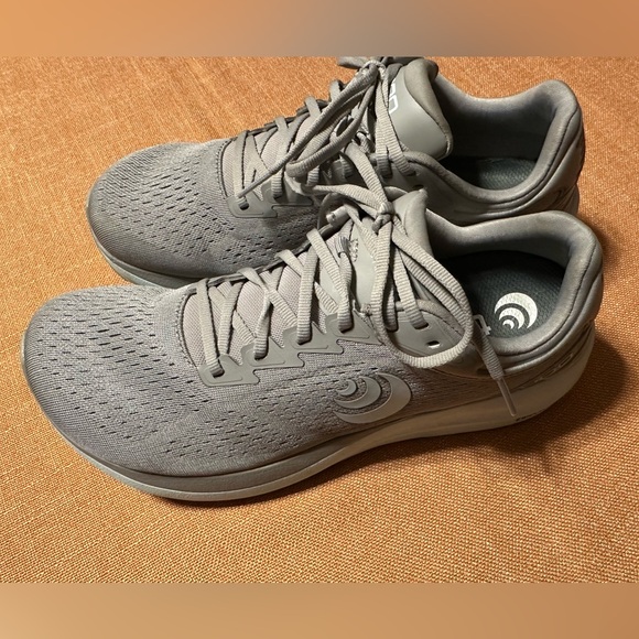 Topo Designs Shoes - W Topo Gray Zipfoam Athletic Shoes